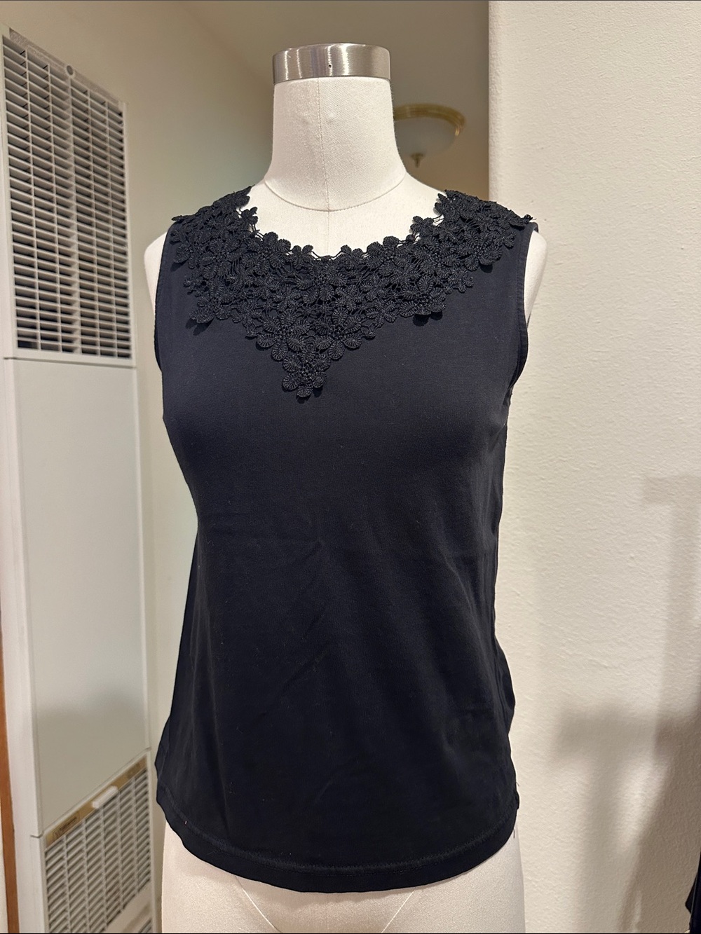 Y2K inspired Black Floral Lace Yoke Sleeveless Tank Top